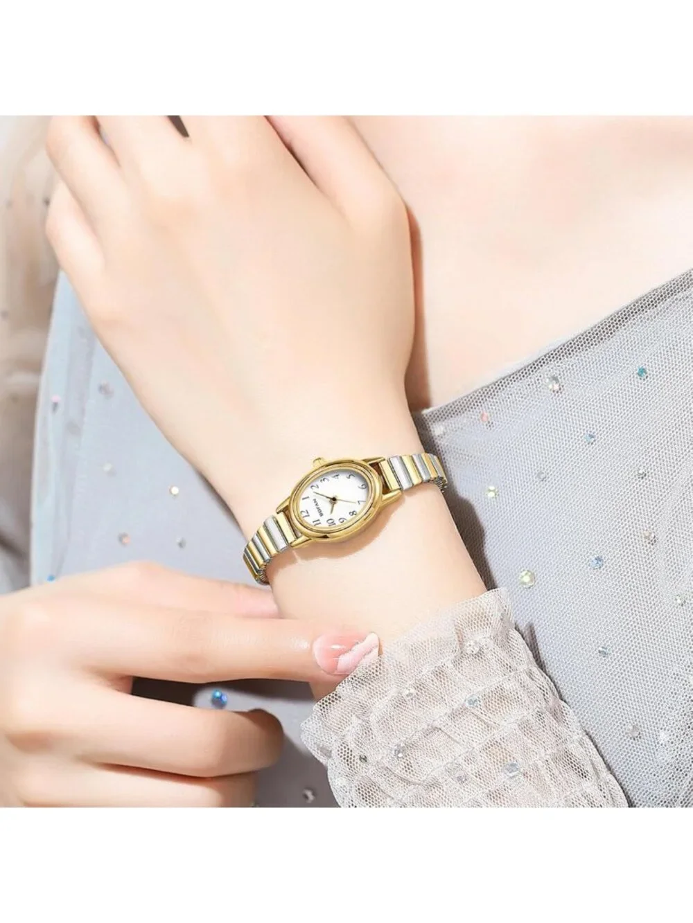 Chic Gold Women's Quartz Watch - Easy Read, Waterproof, Stainless Steel Band